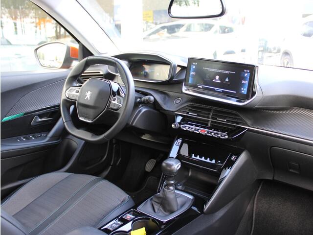 Peugeot 2008 1.2 PureTech Allure Pack | Camera / Climate / Navi