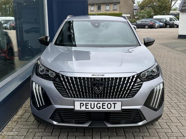 Peugeot 2008 1.2 Hybrid 145 PK Allure Automaat ¤ 7000,- DEMO VOORDEEL | 2025 Auto | Hybride Elektrisch rijden met Automaat | Keyless entry/Start | Parkeercamera 360 graden | Stoelverwarming | LED Verlichting | Navigatie | 17" Lichtmetalen Velgen | Cruise & Climate Con