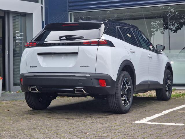 Peugeot 2008 1.2 Hybrid 145 GT | Stoelmassage/-verwarming | Adaptive Cruise Control | Draadloze telefoonlader | Alcantara bekleding | Navigatie | Climate Control | Apple Carplay/Android Auto | Parkeercamera/-sensoren |