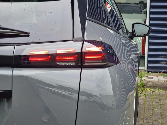 Peugeot 2008 1.2T 100pk Allure | Navigatie | Adaptive Cruise Control | Parkeercamera/-sensoren | Climate Control | Apple Carplay/Android Auto |