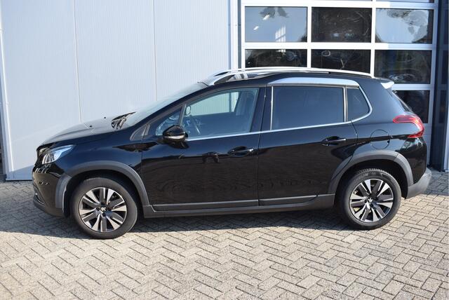 Peugeot 2008 1.2 PureTech Allure | 110PK | Trekhaak | Camera | Climate Control