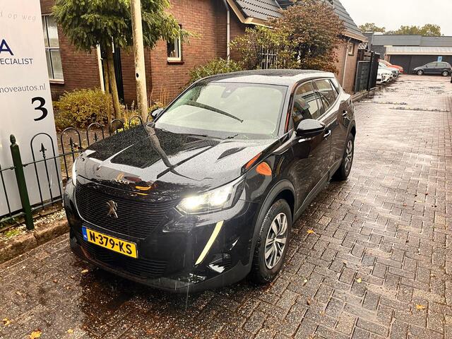 Peugeot 2008 1.2 PureTech Blue Lease Active