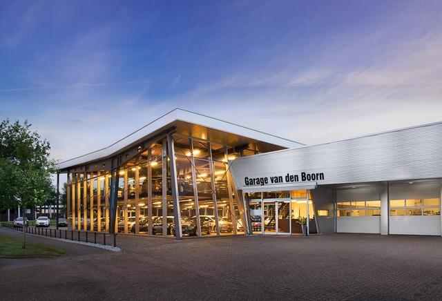 Peugeot 2008 1.2 PURETECH, Apple Carplay/ Android Auto, Clima, Navi, etc.