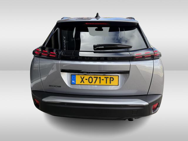 Peugeot 2008 1.2 PureTech 100 Allure | trekhaak | Apple Carplay/Android Auto | cruise control | lichtmetalen wielen | trekhaak |