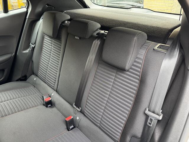 Peugeot 2008 1.2 PureTech Active Climate Control Navi Carplay 360Camera