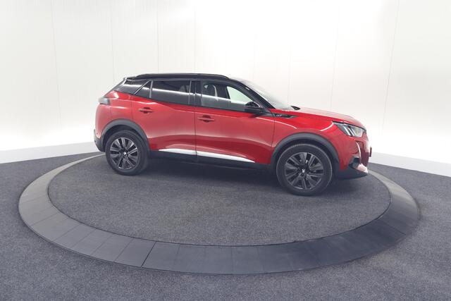 Peugeot 2008 PureTech 130 GT Pack | Panoramadak | Camera | Adaptieve Cruise Control | Stoelverwarming