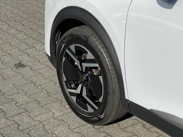 Peugeot 2008 1.2 PureTech 100 Allure Camera / Carplay / Navigatie