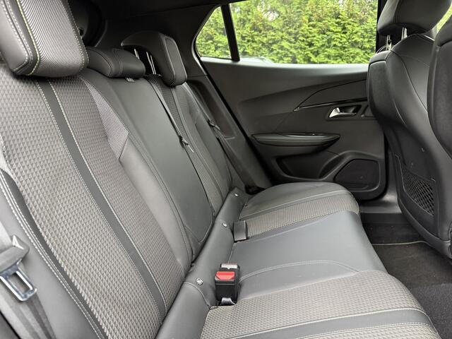 Peugeot 2008 130pk PT GT-Line, Trekhaak | Camera | Navi & CarPlay