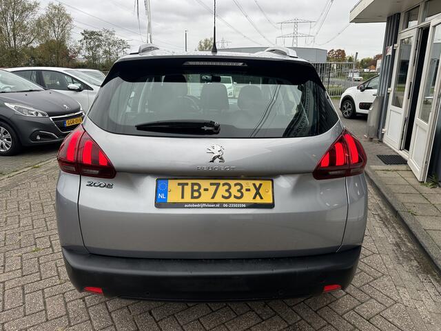 Peugeot 2008 1.2 PureTech Blue Lion