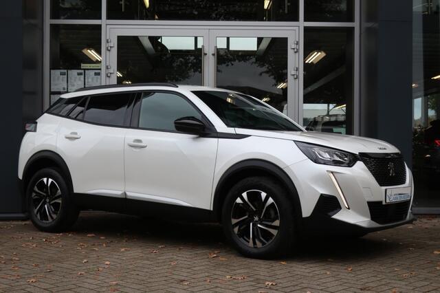 Peugeot 2008 1.2 PURETECH 100, Apple Carplay/ Android Auto, Navi, Clima, LED, etc.