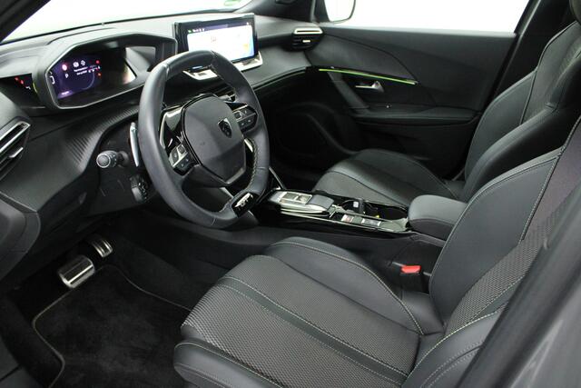 Peugeot 2008 1.2 PureTech 130 GT | automaat | panoramadak | climate control | pdc v/a+camera | carplay draadloos | spiegels elect. inklapbaar | cruise control | keyless