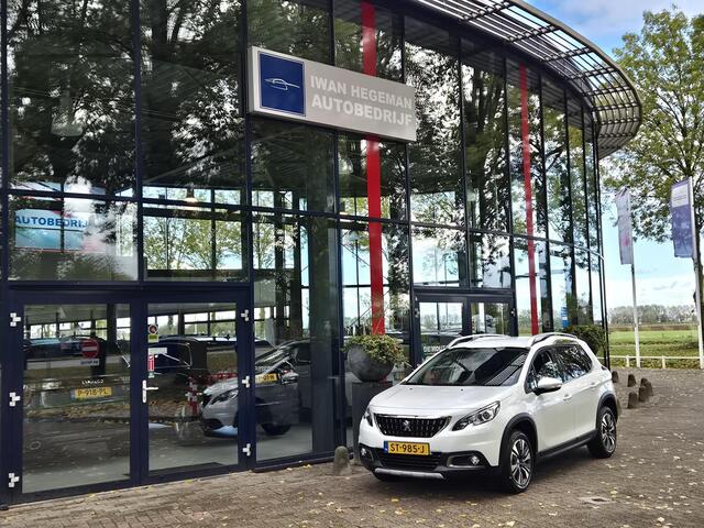 Peugeot 2008 1.2 PureTech Allure | Trekhaak | Navigatie | Climate Control | LM Velgen | Cruise Control