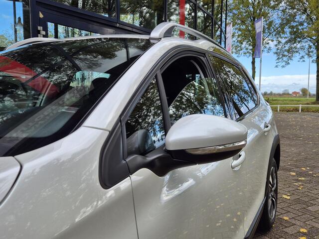 Peugeot 2008 1.2 PureTech Allure | Trekhaak | Navigatie | Climate Control | LM Velgen | Cruise Control