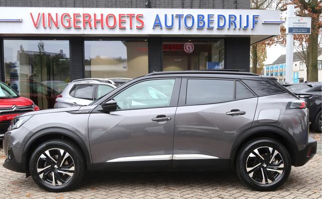 Peugeot 2008 130 Pk GT-Line * Automaat * * Navigatie * Open Schuifdak * 1/2 Lederen Interieur * L.M. Velgen * Stoelverwarming * Keyless Start * L.M. Velgen * Vierseizoenenbanden * Achteruitrij Parkeer Camera * Adaptive Cruise Contro Vingerhoets; Vierde Generatie Eerst