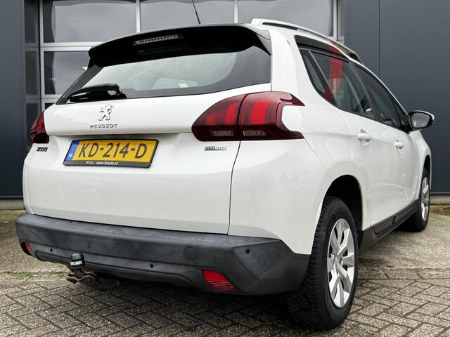 Peugeot 2008 1.2 PureTech Blue Lion - Navigatie - Cruise Control - Trekhaak