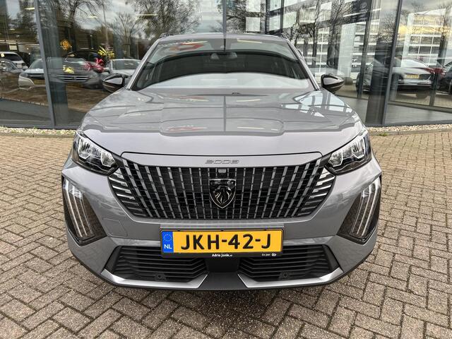 Peugeot 2008 1.2 PureTech 130 Allure AUTOMAAT | STOELVERWARMING | DODEHOEKDETECTIE | RIJSTROOKBEGELEIDING | CARPLAY | DIGITAAL DASHBOARD | LM VELGEN |
