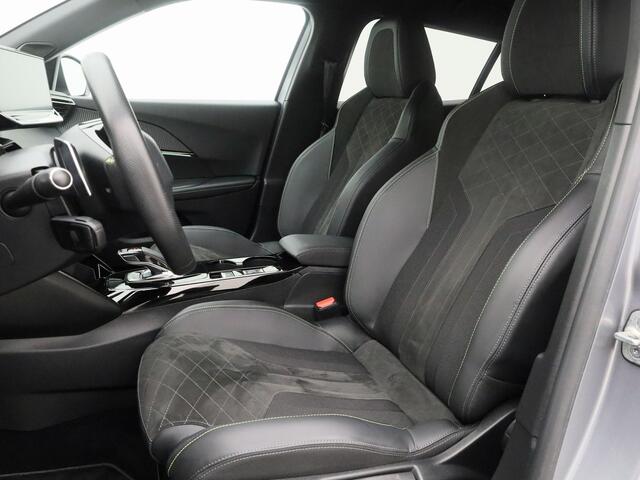 Peugeot 2008 1.2 PureTech 130 PK Automaat GT-Line | CAMERA | ADAPTIVE | KEYLESS | STOELVERWARMING