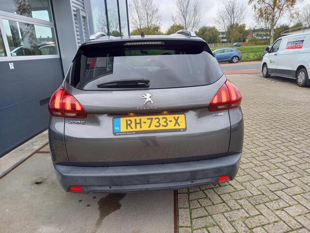 Peugeot 2008 1.2 PureTech Blue Lion - PANO - TREKHAAK AFN. - CARPLAY / ANDROID - AIRCO - CRUISE - NL AUTO