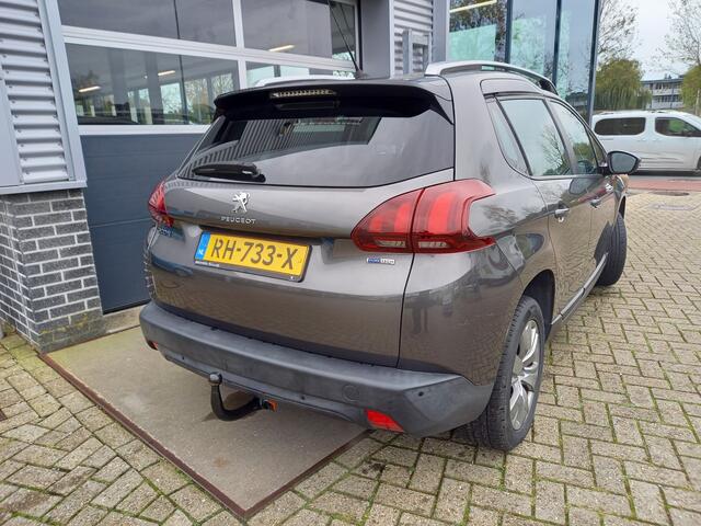Peugeot 2008 1.2 PureTech Blue Lion - PANO - TREKHAAK AFN. - CARPLAY / ANDROID - AIRCO - CRUISE - NL AUTO