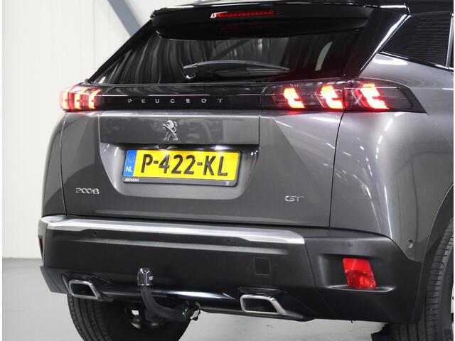 Peugeot 2008 1.2 130PK GT | AppleCarplay/Android Auto | 18"LMV | Camera | AUTOMAAT | Keyless | Cruise Control | Climate Control | Camera | FULL LED | Two-Tone | Sfeerverlichting | Isofix | Privacy Glass |