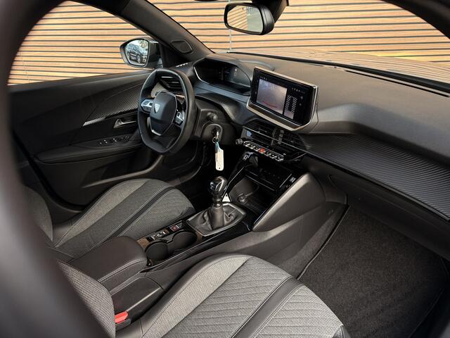 Peugeot 2008 1.2 PureTech 100 Allure Camera / Carplay / Navigatie