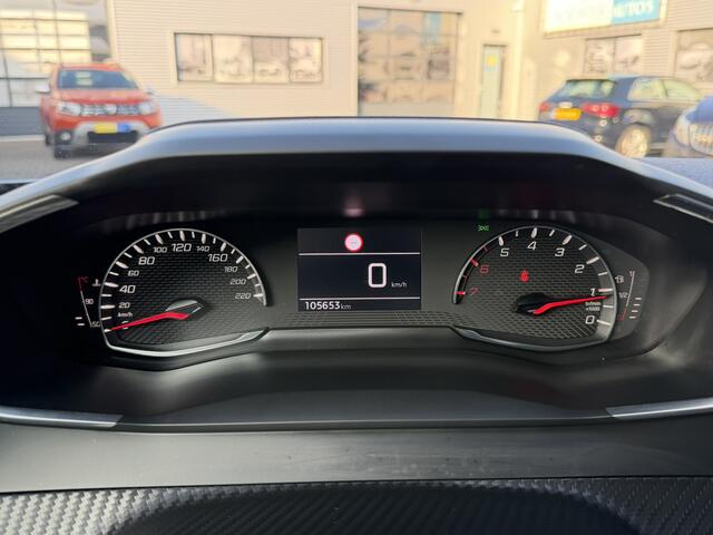 Peugeot 2008 1.2 PureTech Active Clima Navi Camera Led CarPlay