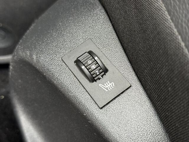 Peugeot 2008 1.2 PureTech Allure 1e Eigenaar,Navi,Clima,Pano,Trekhaak,Cruise,Stoelverwaming,Leder,Camera,Apple Carplay,N.A.P,Nieuwe APK bij Aflevering