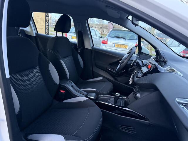 Peugeot 2008 1.2 PureTech Access 1e Eigenaar,Automaat,Airco,Cruise,N.A.P,Weinig Km,Apk tot 05-2026