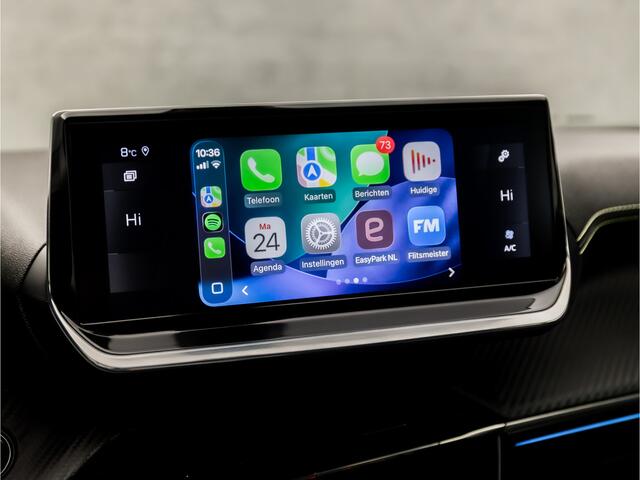 Peugeot 2008 1.2 PureTech GT-Line Automaat (APPLE CARPLAY, GROOT NAVI, 360 CAMERA, ZWART HEMEL, SPORTSTOELEN, LEDER, CRUISE, GETINT GLAS, NIEUWSTAAT)