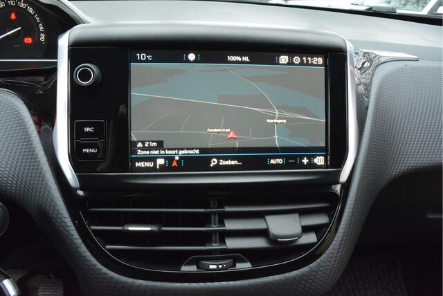 Peugeot 2008 1.2 PureTech Blue Lion Trekhaak Airco Navigatie