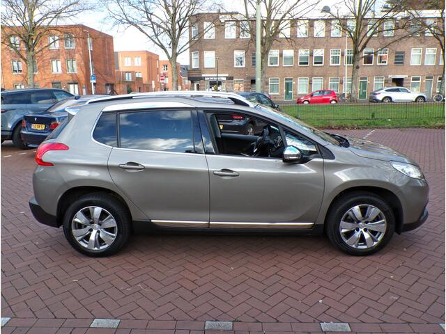 Peugeot 2008 1.2 PureTech Allure panodak/2e eigenaar/ 111 pk