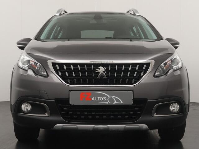 Peugeot 2008 1.2 PureTech GT-line - Navigatie - Panoramadak - Trekhaak - Climate Control