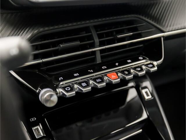 Peugeot 2008 1.2 PureTech Allure Sport Automaat (PANORAMADAK, VIRTUAL COCKPIT, APPLE CARPLAY, GROOT NAVI, SPORTSTOELEN, LEDER, 360 CAMERA, KEYLESS, GETINT GLAS, NIEUWSTAAT)