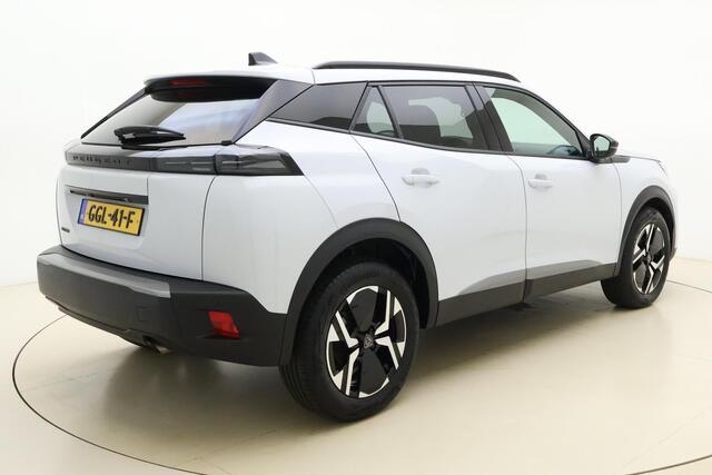 Peugeot 2008 1.2 PureTech 100pk Allure | Navigatie | Camera | Full LED | Apple Carplay/Android Auto | Parkeersensoren voor & achter | 17'' LM Velgen