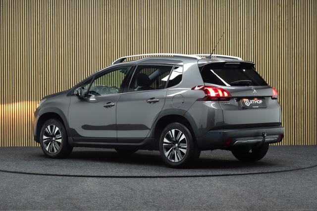 Peugeot 2008 1.2 PureTech Automaat Allure | Panoramadak | Trekhaak | Cruise-control | Apple Carplay & Android Auto | Leder | Clima | Parkeerassistent | Navigatie | LM Velgen