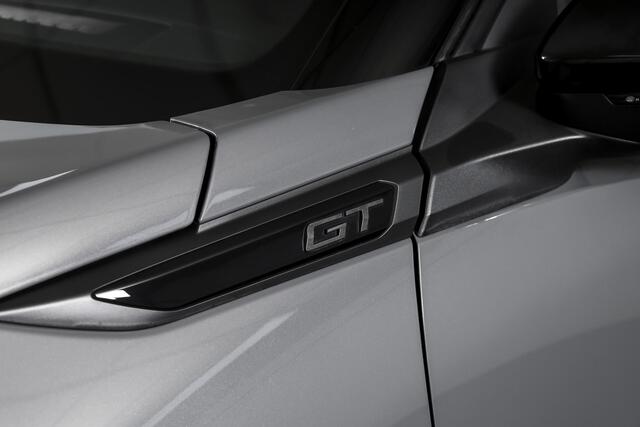 Peugeot 2008 1.2 Hybrid 145 GT - Automaat | Alcantara Pack | Drive Assist Pack | Dig. Cockpit | Adapt. Cruise | Stoelverw. | PDC | Camera | NAV + App. Connect | ECC | DAB | LM 17" | 7654