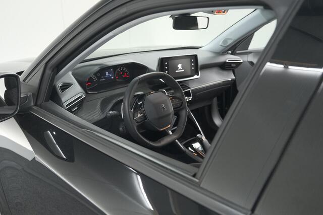 Peugeot 2008 PureTech 130 EAT8 Active | Parkeersensoren | Navigatie | Apple Carplay