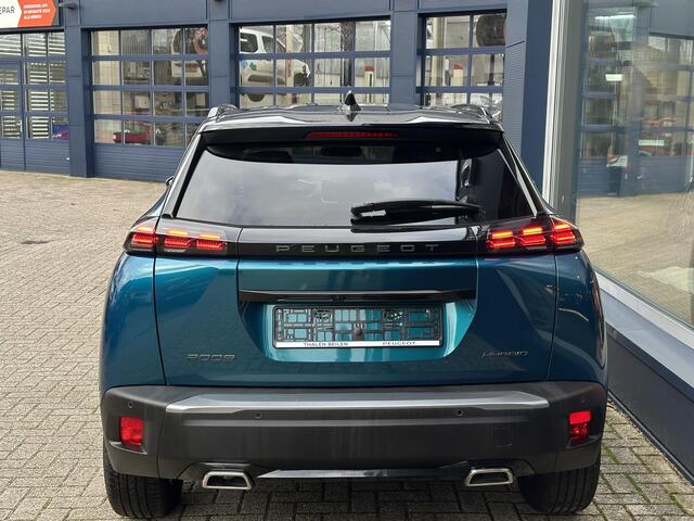 Peugeot 2008 1.2 Hybrid 145 PK GT | ¤ 8500,- DEMO VOORDEEL | Automaat Hybride | Navigatie | Alcantara Bekleding | Stoelverwarming | 360 Graden Camera | Keyless Entry | Full LED Verlichting | Zwart Dak | Dode Hoek Detectie | Cruise Control Adaptief | Climate Control |
