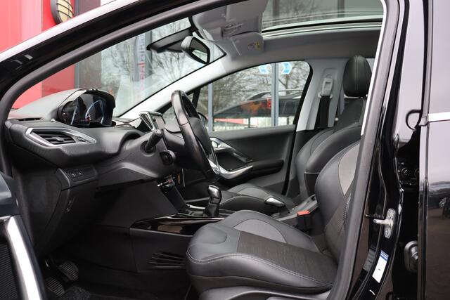 Peugeot 2008 1.2 PureTech GT-line | Rijklaar! | Panoramadak | Climate Control | Cruise Control | PDC | Navigatie |