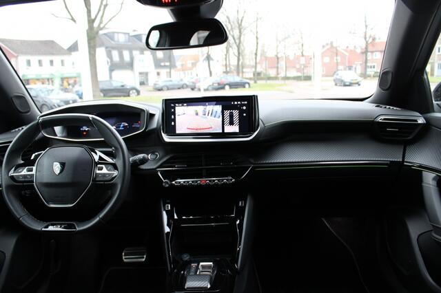 Peugeot 2008 1.2 Hybrid 136 GT