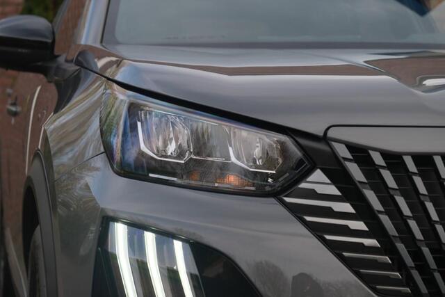 Peugeot 2008 1.2 PureTech 100pk Allure | App Connect | Keyless | Adaptive Cruise | Camera | Dodehoek | PDC