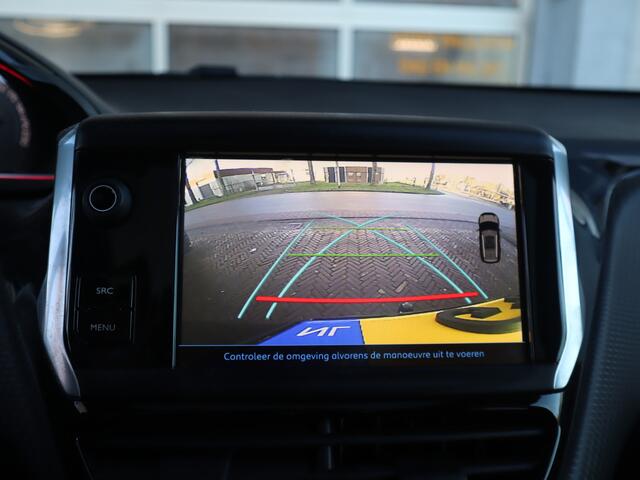 Peugeot 2008 1.2 PureTech GT-Line / trekhaak / camera / 111pk 6-bak
