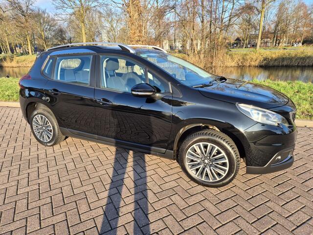 Peugeot 2008 1.2 PureT. Blue Lion