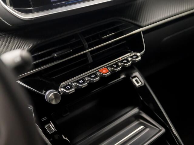 Peugeot 2008 1.2 PureTech Allure Sport Automaat 131Pk (APPLE CARPLAY, GROOT NAVI, 360 CAMERA, LEDER, ZWART HEMEL, SPORTSTOELEN, GETINT GLAS, LANE ASSIST, CRUISE, NIEUWSTAAT)