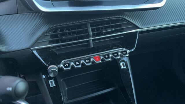 Peugeot 2008 1.2 PureTech Active CARPLAY / NAVI / AIRCO / PDC / BLUETOOTH / CRUISE / DAB+ / NL-AUTO