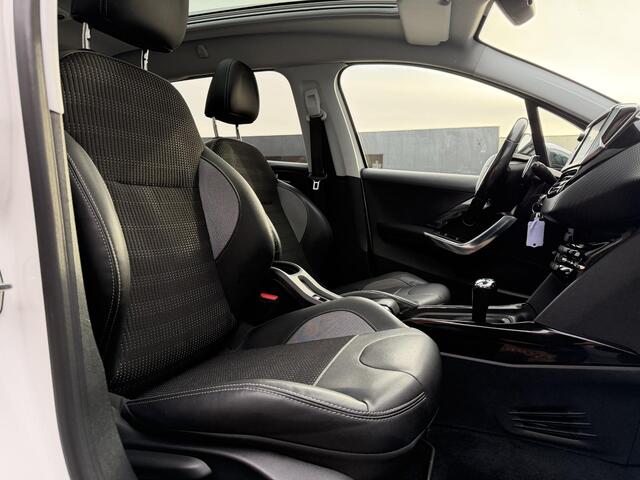 Peugeot 2008 1.2 PureTech Allure 2e Eigenaar,Navi,Pano,Trekhaak,Clima,Cruise,PDC,N.A.P,Dealer Onderhouden,APK tot 05-2026