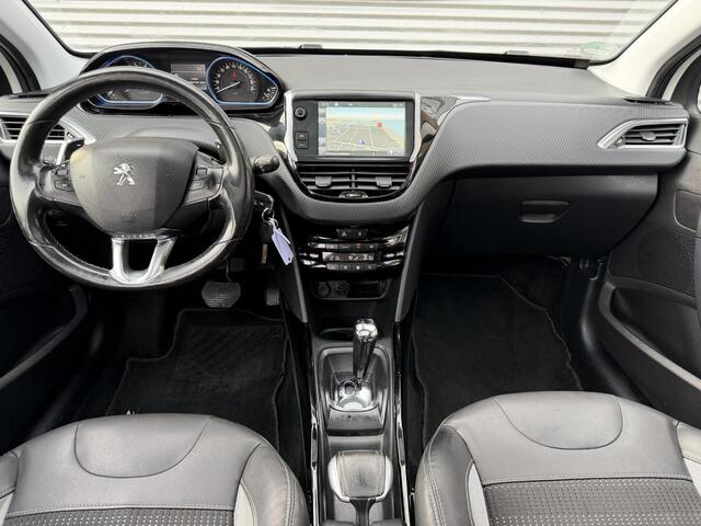 Peugeot 2008 1.2 PureTech Allure 2e Eigenaar,Navi,Pano,Trekhaak,Clima,Cruise,PDC,N.A.P,Dealer Onderhouden,APK tot 05-2026