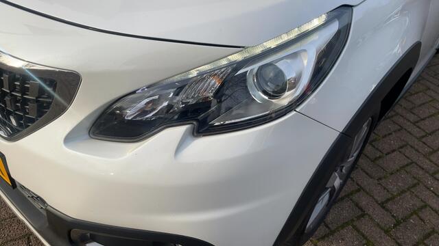 Peugeot 2008 1.2 PureTech Allure