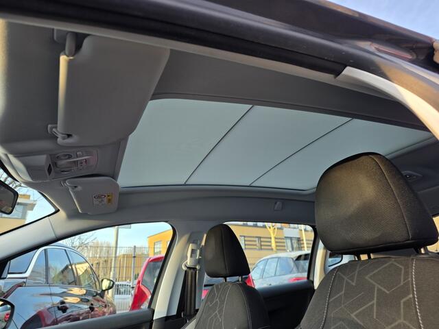 Peugeot 2008 1.2 PureT. Blue Lion, navi, airco, apple carplay/andriod