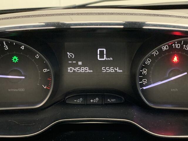 Peugeot 208 1.2 PureTech Signature NAVIGATIE-AIRCO-PDC-CRUISE CONTROL-5DEURS